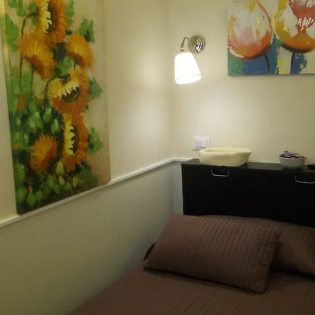 Colfelice בית הארחה 4*